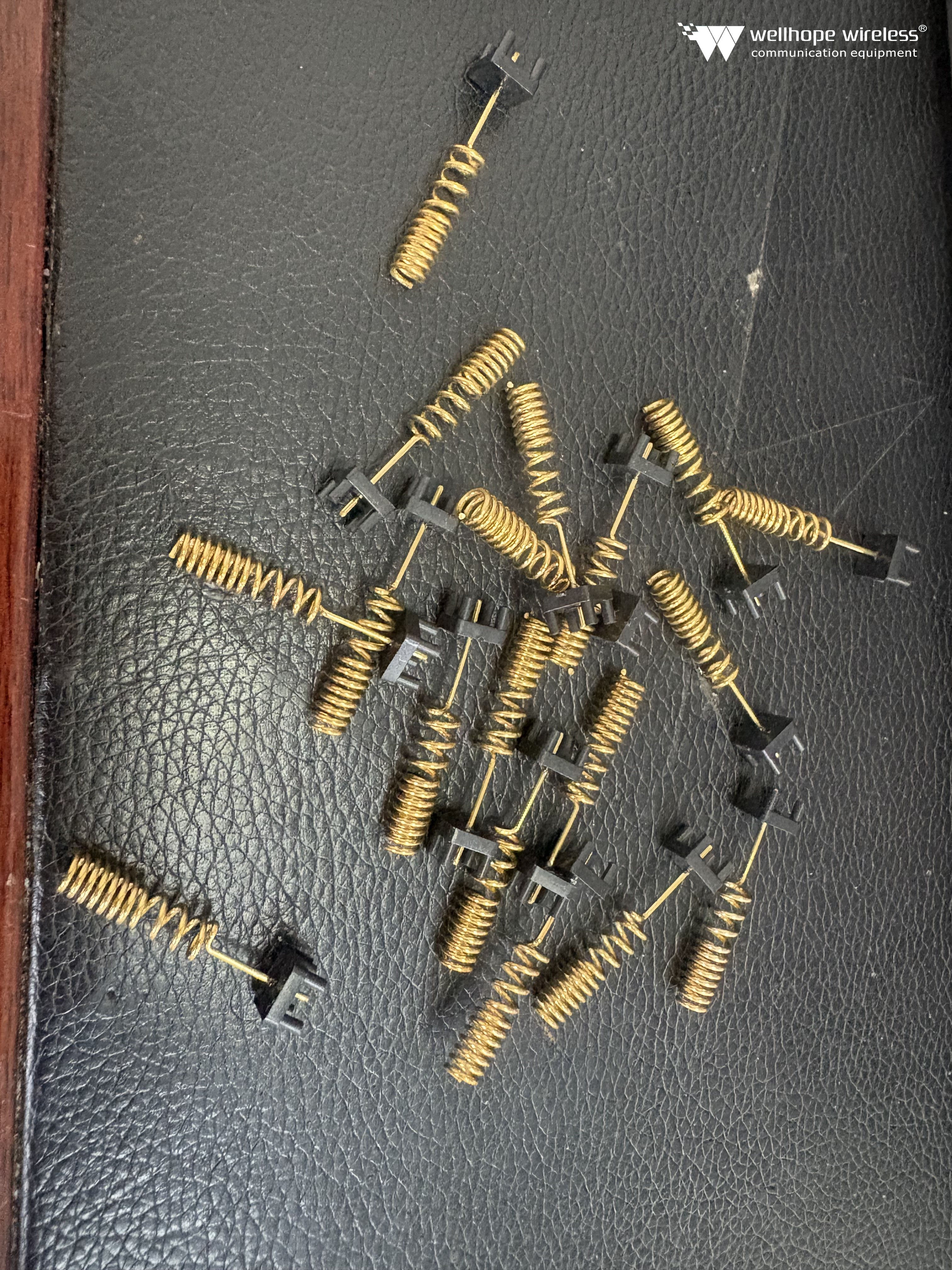 Caractéristiques fondamentales des ondes radio